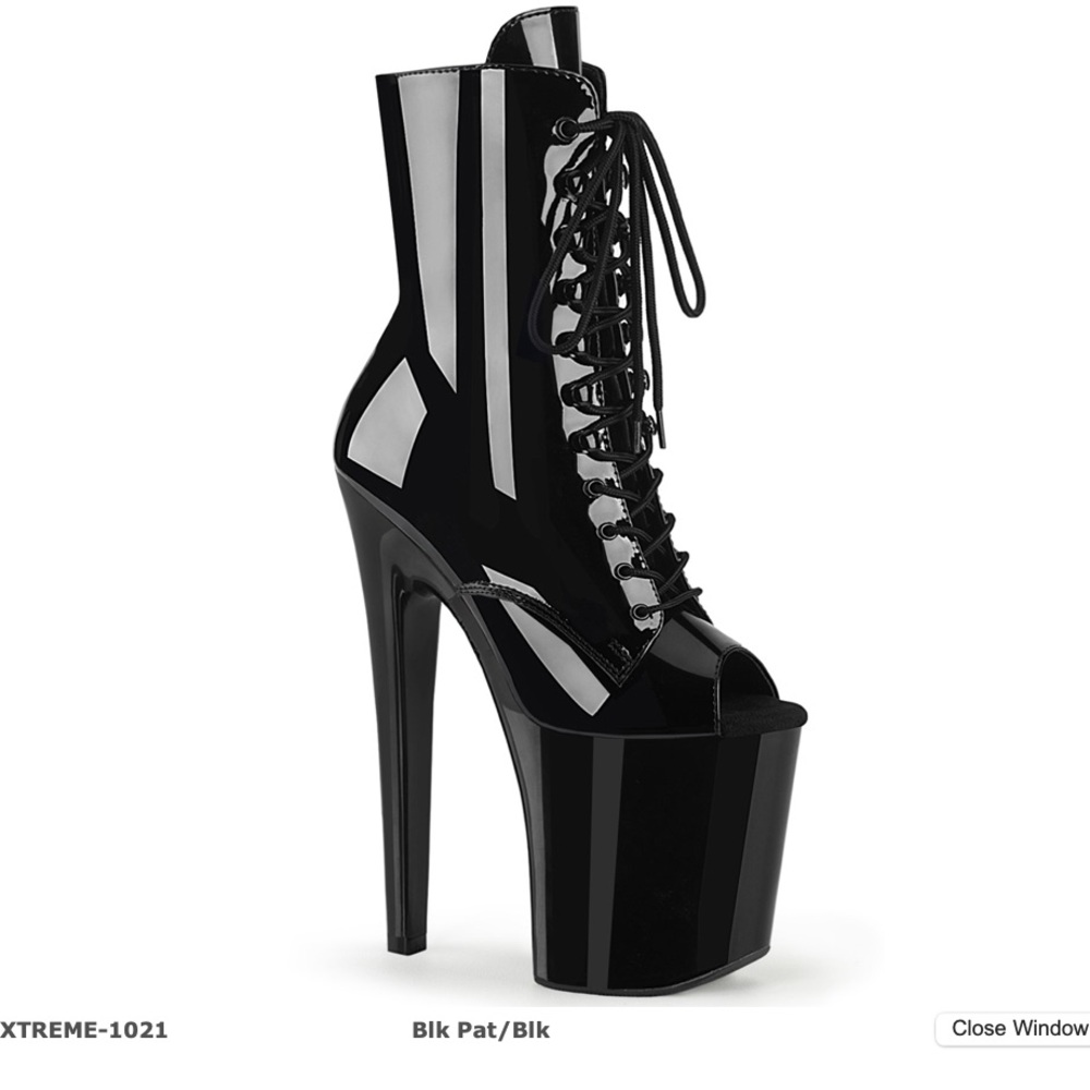 Pleaser Platform Boots NWT- Black Patent Leather